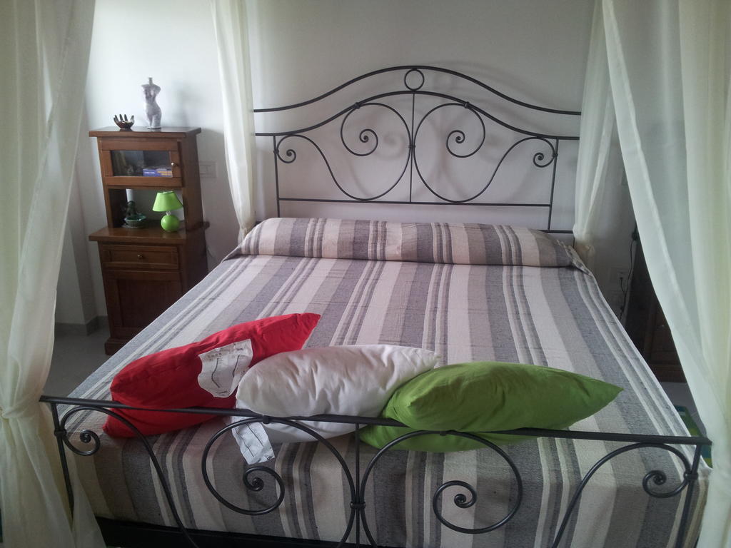 Cascina Rosa Camilla Bed & Breakfast Carpeneto Room photo